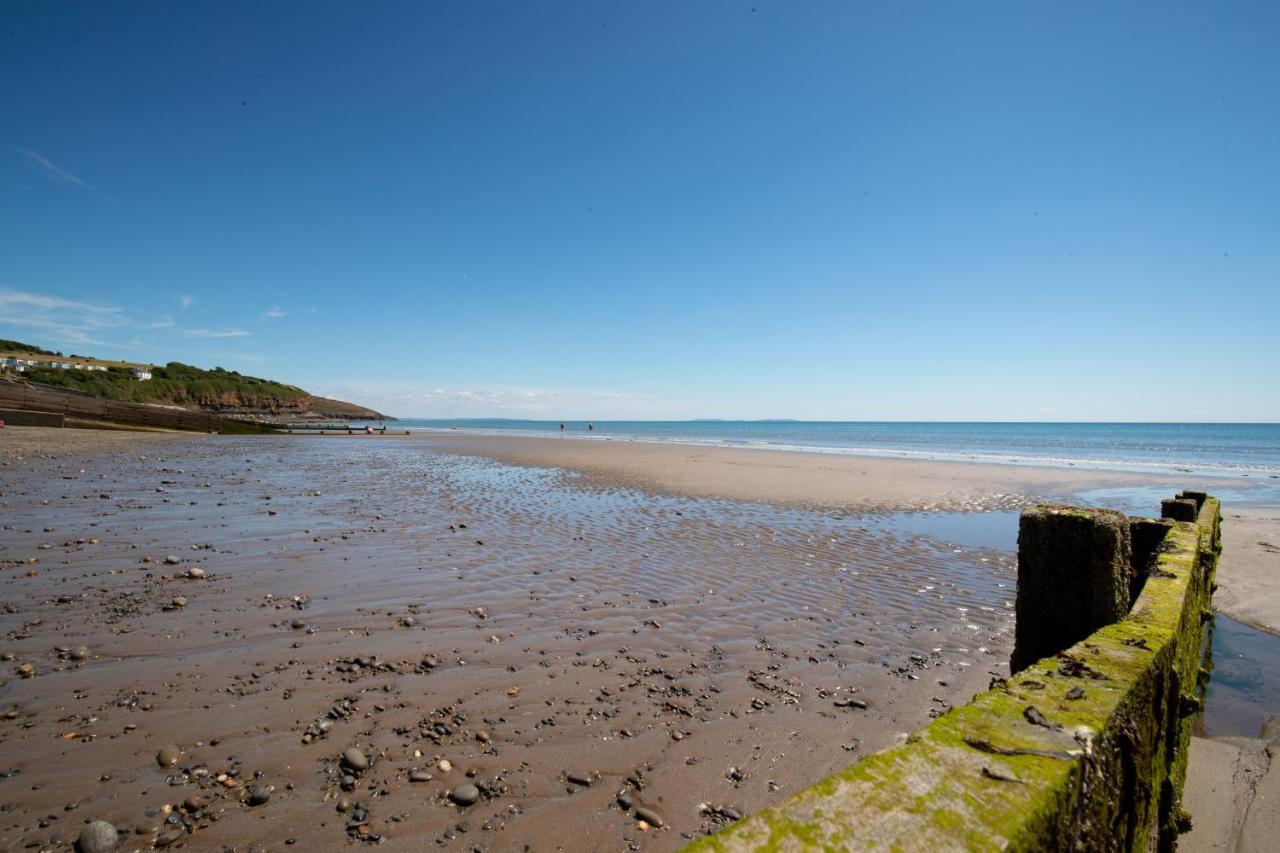 Temple Bar Apartment - Sea Front Views Amroth Exterior photo