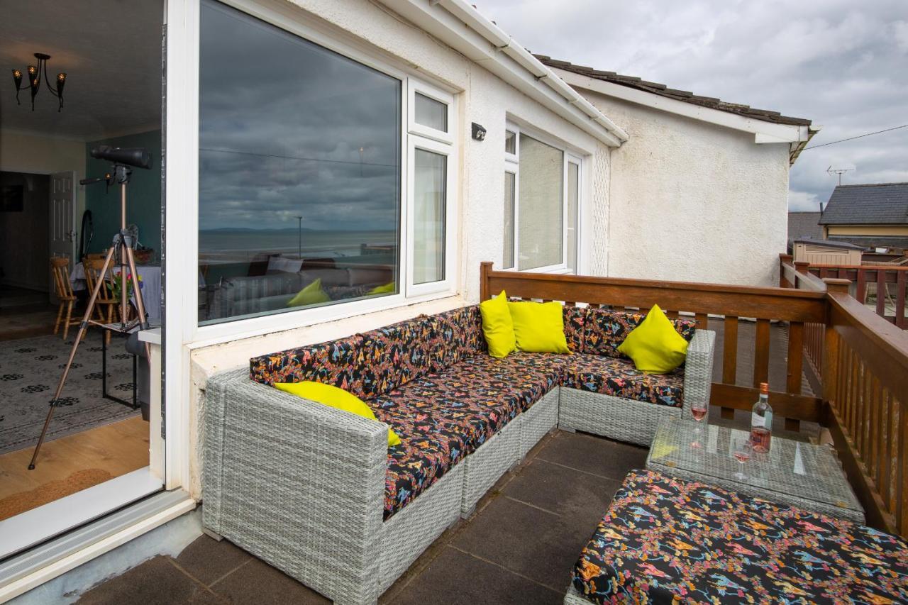 Temple Bar Apartment - Sea Front Views Amroth Exterior photo